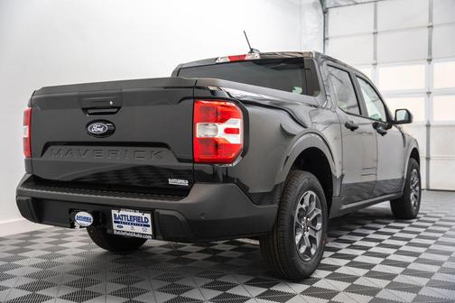 Shadow Black 2026 Ford Maverick XLT