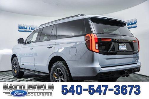 Glacier Gray Metallic Tri-Coat 2026 Ford Expedition Tremor