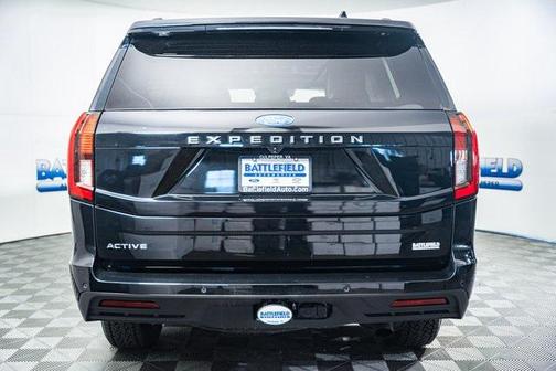 2025 Ford Expedition Active