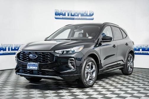 Agate Black Metallic 2023 Ford Escape ST-Line Select