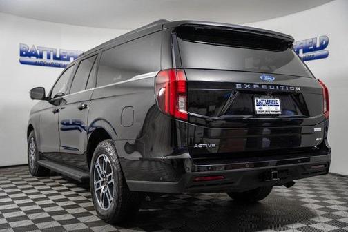 2025 Ford Expedition Max Active 4x4