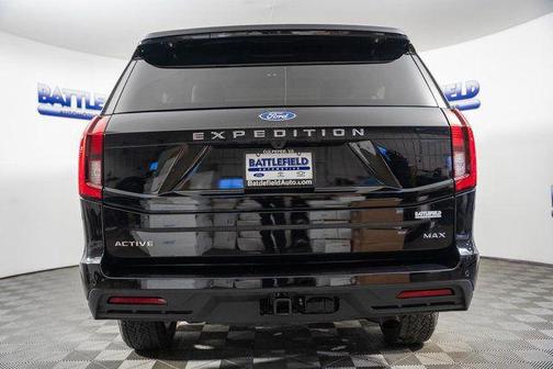 2025 Ford Expedition Max Active 4x4