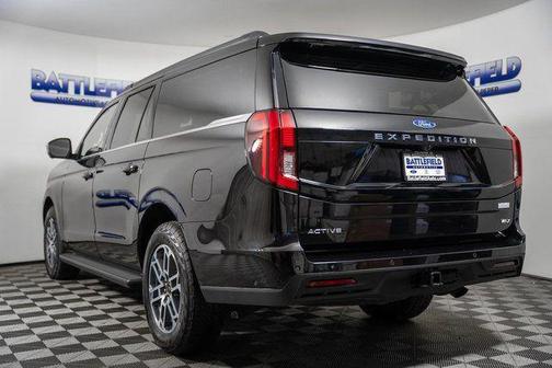 2025 Ford Expedition Max Active 4x4
