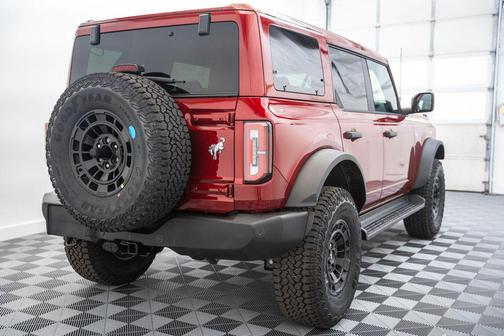 Ruby Red Metallic Tinted Clearcoat 2026 Ford Bronco Outer Banks