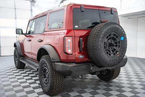 Ruby Red Metallic Tinted Clearcoat 2026 Ford Bronco Outer Banks