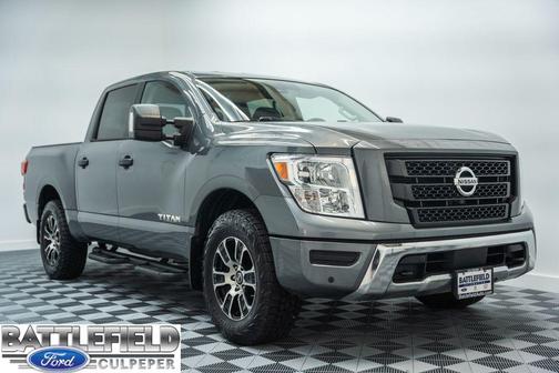 2022 Nissan Titan SV