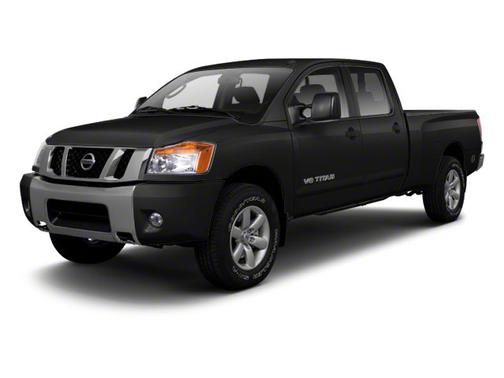 2013 Nissan Titan SV