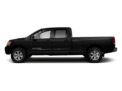 2013 Nissan Titan SV