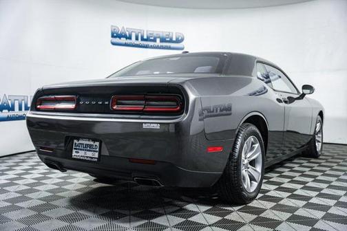 2015 Dodge Challenger SXT