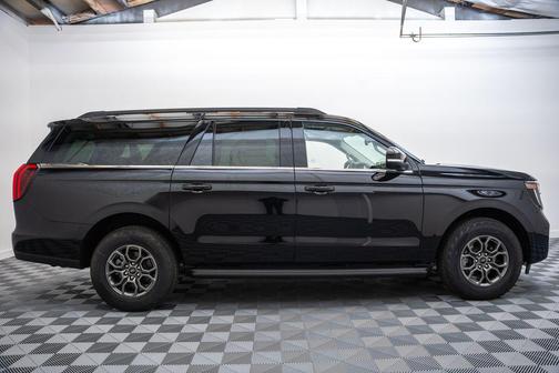 Agate Black Metallic 2026 Ford Expedition Max Active 4x4