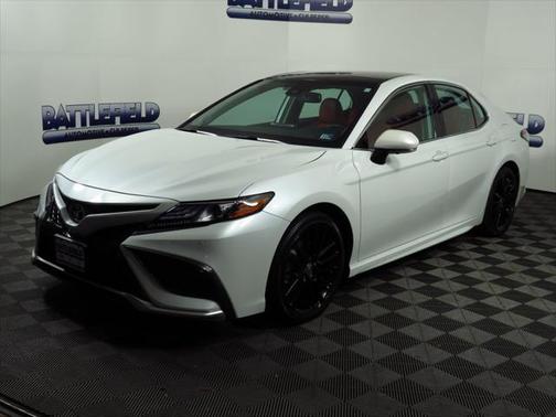 Wind Chill Pearl 2021 Toyota Camry XSE