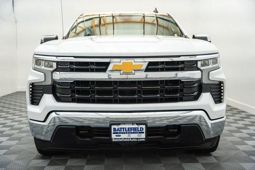 Summit White 2022 Chevrolet Silverado 1500 LT
