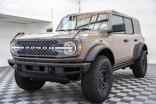 Marsh Gray 2026 Ford Bronco Badlands