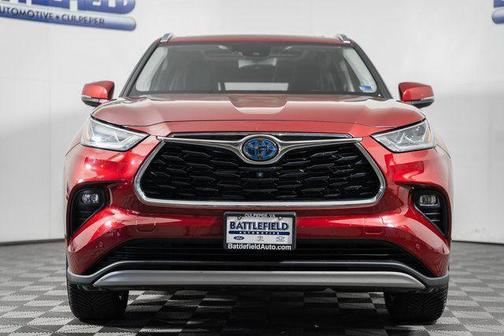 2021 Toyota Highlander Hybrid Platinum