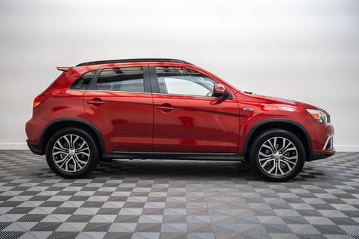 Rally Red Metallic 2018 Mitsubishi Outlander Sport 2.4 SEL
