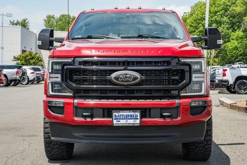 Rapid Red Metallic Tinted Clearcoat 2022 Ford F-250 Lariat