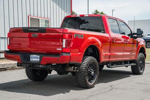 Rapid Red Metallic Tinted Clearcoat 2022 Ford F-250 Lariat
