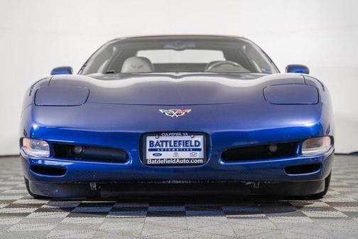 2004 Chevrolet Corvette Base