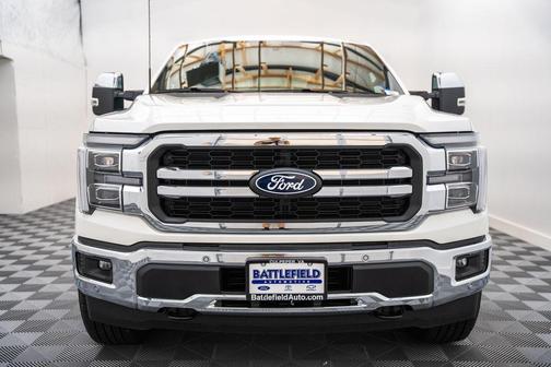 Star White Metallic Tri-Coat 2026 Ford F-150 Lariat