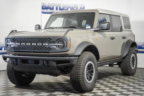 Marsh Gray 2026 Ford Bronco Badlands