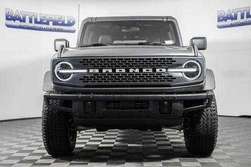 Carbonized Gray Metallic 2026 Ford Bronco Badlands