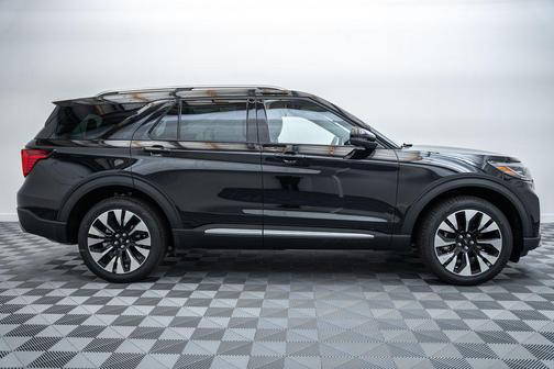 Agate Black Metallic 2026 Ford Explorer Platinum