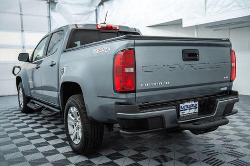 Satin Steel Metallic 2022 Chevrolet Colorado LT