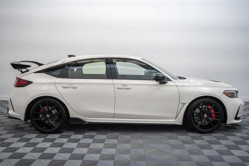 Championship White 2025 Honda Civic Type R