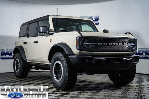 Desert Sand 2026 Ford Bronco Badlands SUV