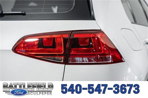 2016 Volkswagen Golf R 4-Door