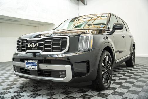 Ebony Black 2023 Kia Telluride SX