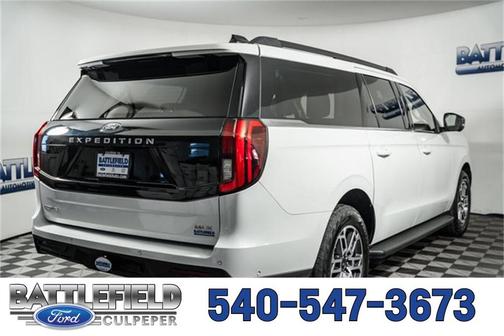 2025 Ford Expedition Max Active 4x4