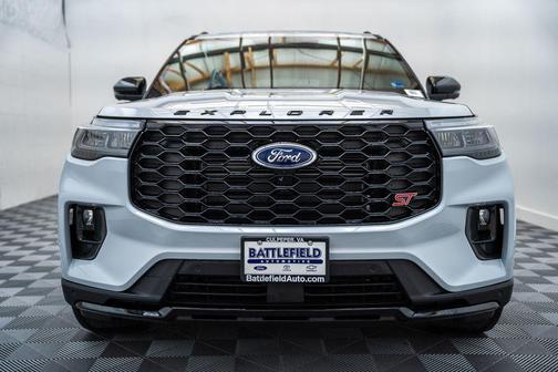 Space White Metallic 2026 Ford Explorer ST