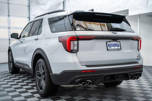 Space White Metallic 2026 Ford Explorer ST