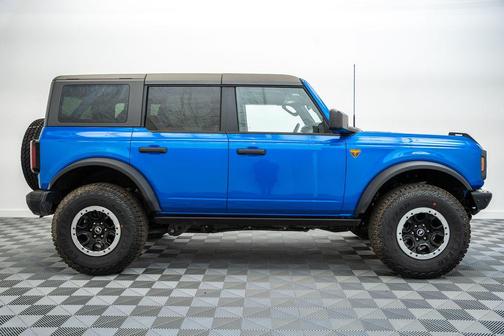 Velocity Blue Metallic 2026 Ford Bronco Badlands