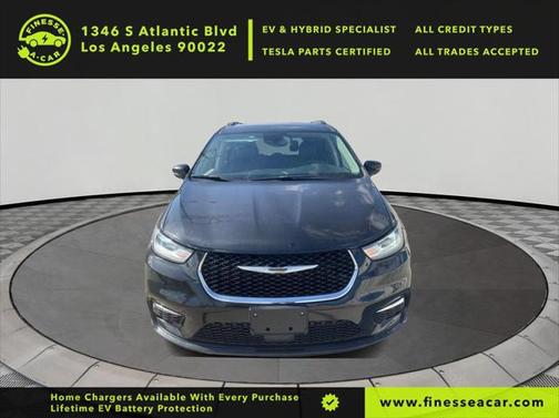2022 Chrysler Pacifica Touring L