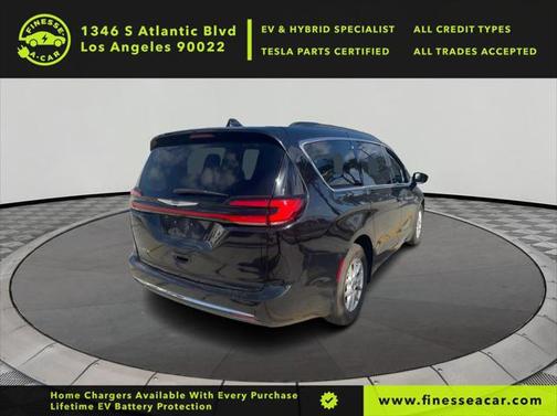 2022 Chrysler Pacifica Touring L