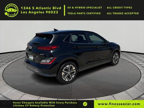 2023 Hyundai KONA EV SE