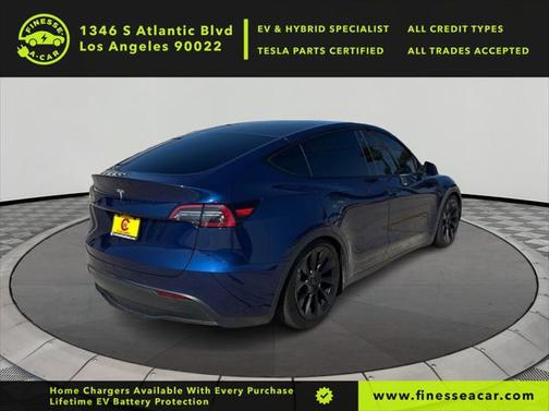 2022 Tesla Model Y Long Range Dual Motor All-Wheel Drive