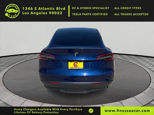 2022 Tesla Model Y Long Range Dual Motor All-Wheel Drive