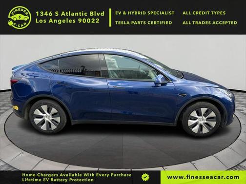 2022 Tesla Model Y Long Range Dual Motor All-Wheel Drive