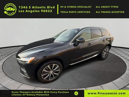 2022 Volvo XC60 Recharge Plug-In Hybrid T8 Inscription Expression
