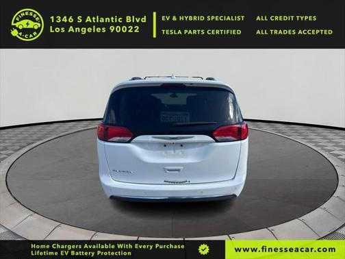 2020 Chrysler Pacifica Touring L