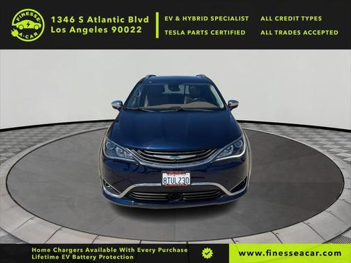 2018 Chrysler Pacifica Hybrid Limited