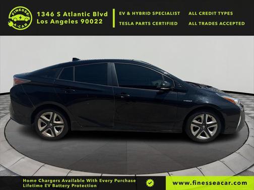 2017 Toyota Prius Four Touring