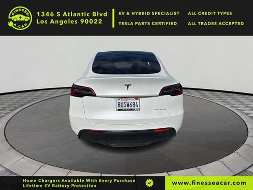 2022 Tesla Model Y Long Range Dual Motor All-Wheel Drive