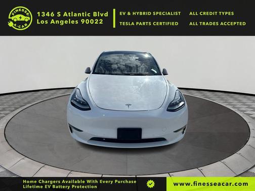 2022 Tesla Model Y Long Range Dual Motor All-Wheel Drive