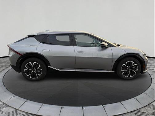 2024 Kia EV6 Wind
