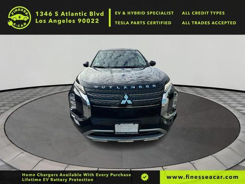 2022 Mitsubishi Outlander SE