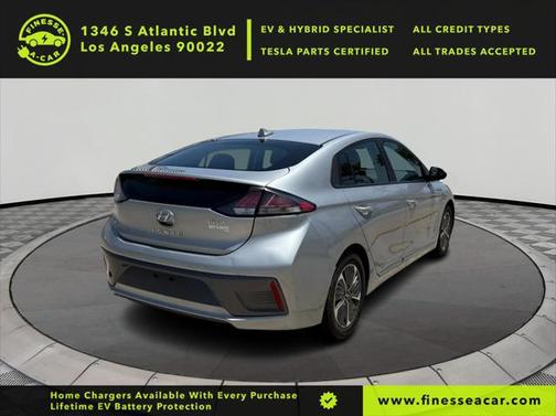 2020 Hyundai IONIQ Plug-In Hybrid SE